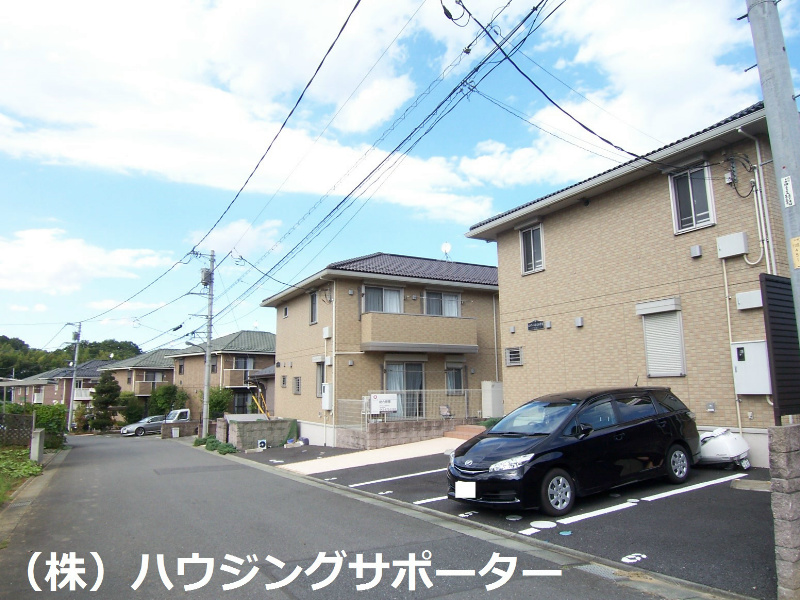 外観画像：奥がⅠ、手前がⅡです