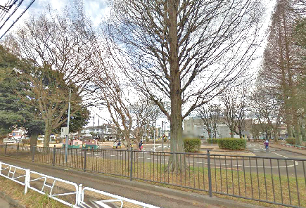 公園：八王子市役所 道路交通部 交通事業課 交通安全担当 東浅川交通公園　1658m