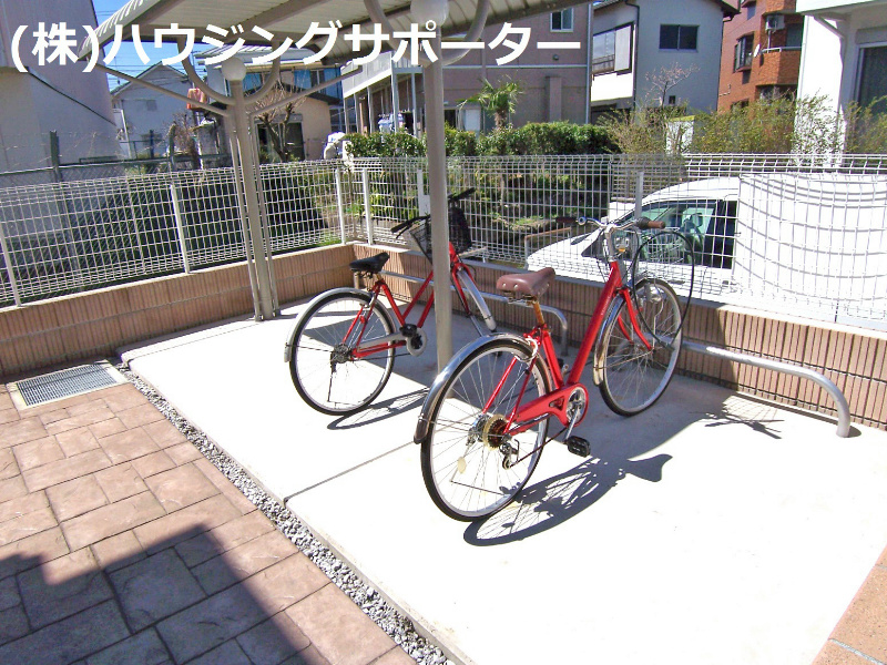 外観画像：駐輪場