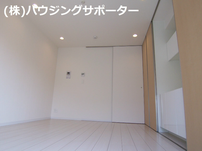 その他：バルコニー側からのアングル