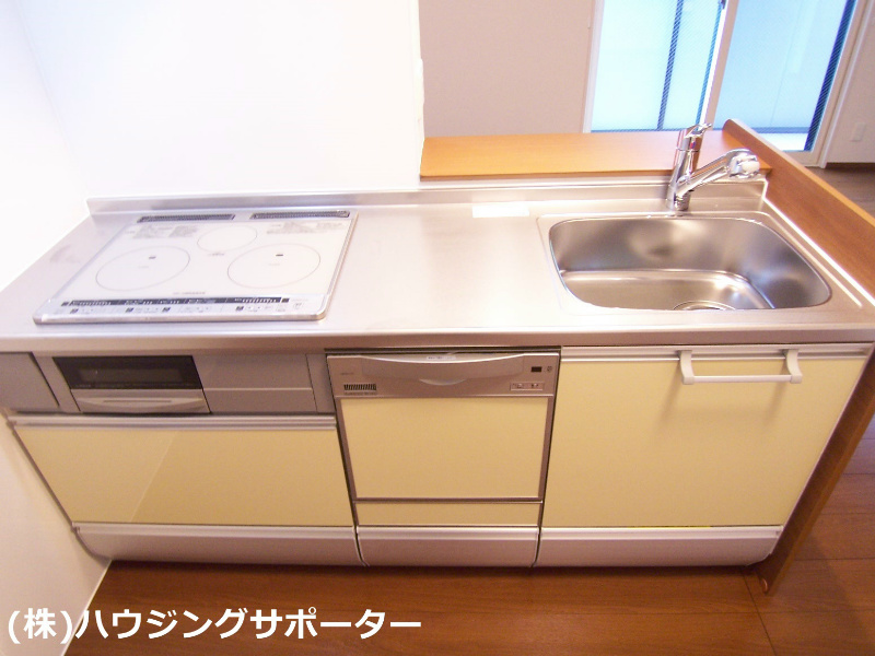 キッチン：キッチンも十分な大きさではないでしょうか