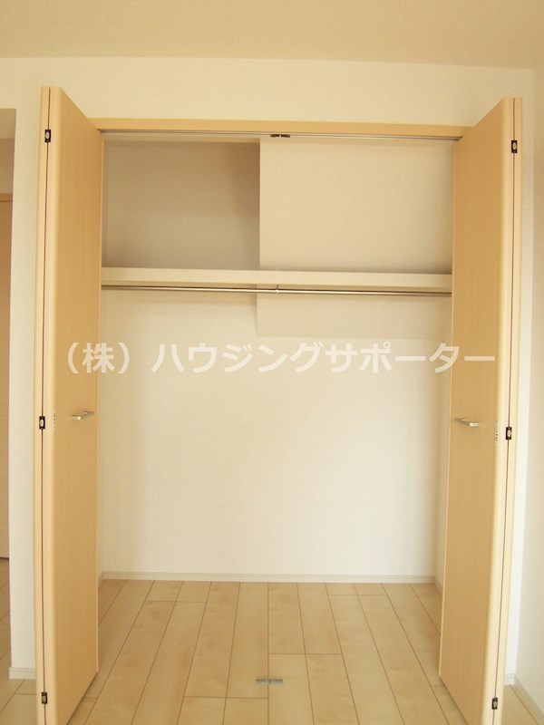サニーレジデンス 収納