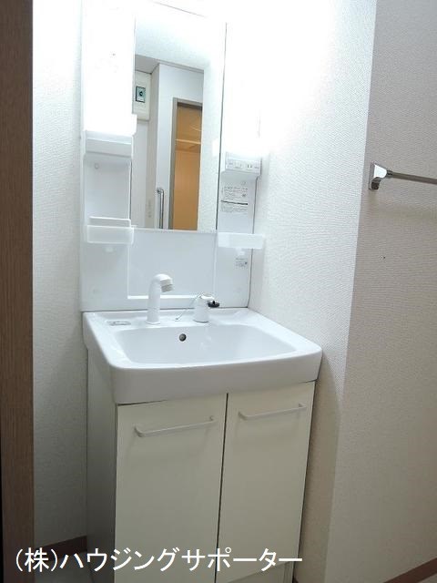 エランドール清水 洗面所