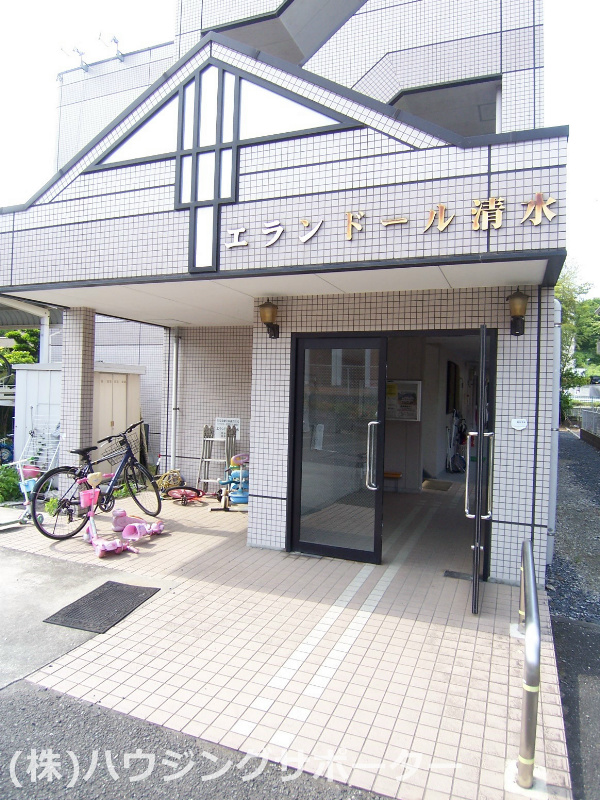エランドール清水 エントランス