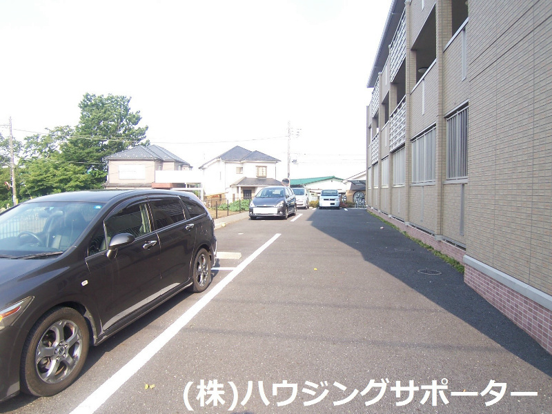 エスポワール 駐車場
