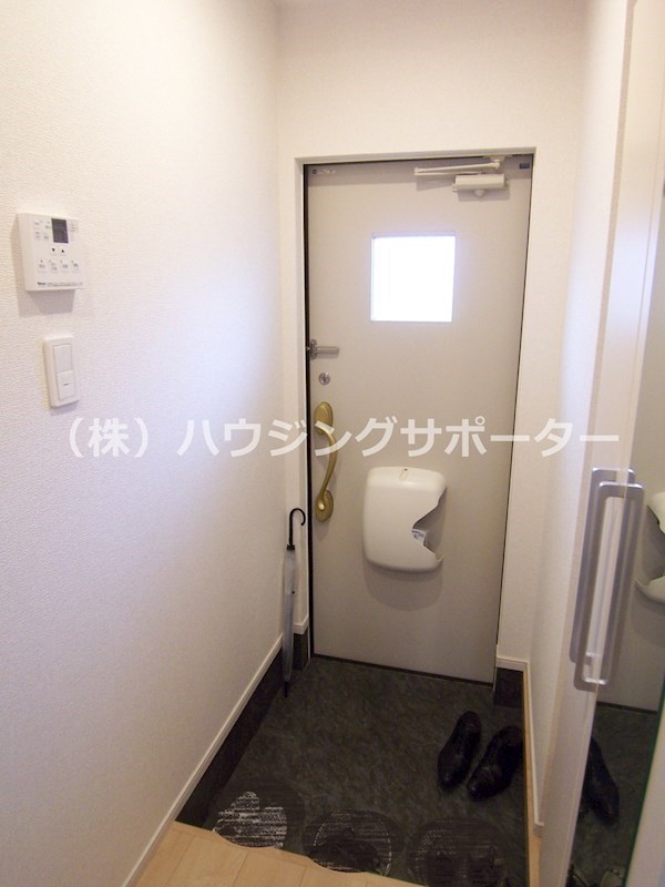 ヴィラ　サンライズ 玄関