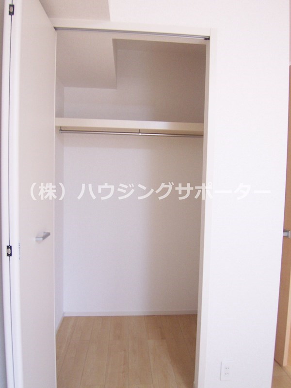 ヴィラ　サンライズ 収納