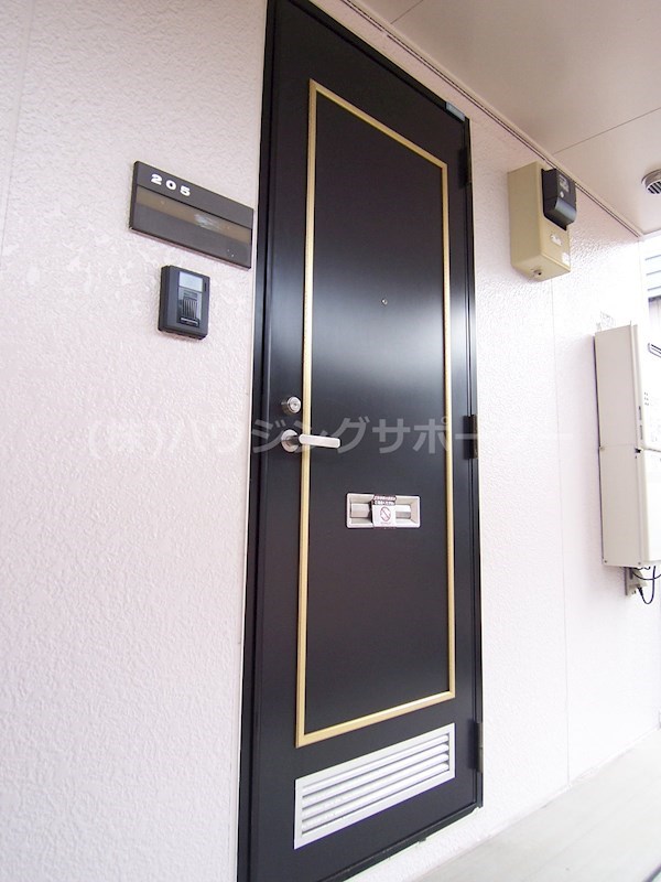 シャンブルヤマモト 玄関