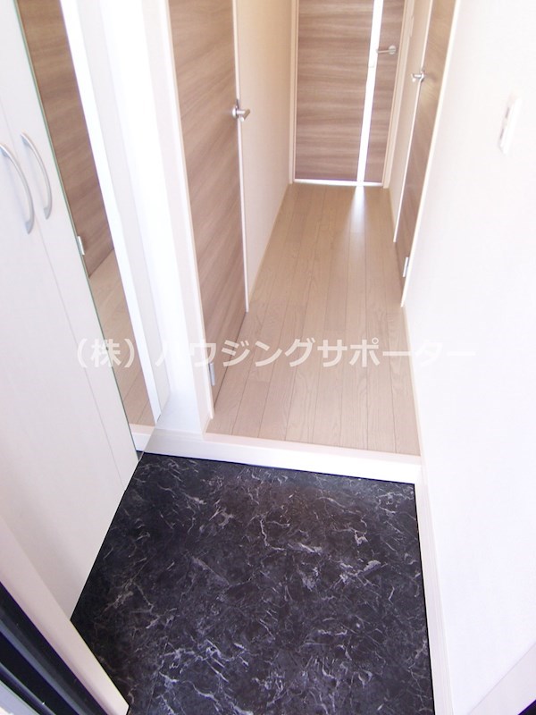 ソレアード 玄関