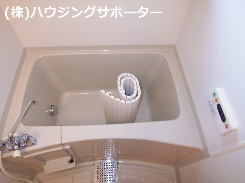 ラフィネ弐番館 風呂画像