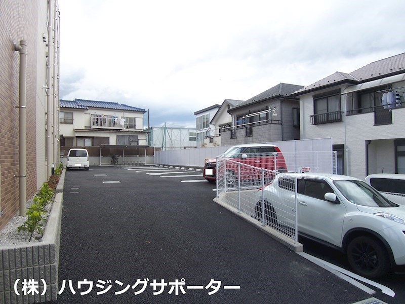 セレノ・コリーナ・ダイマチ 駐車場