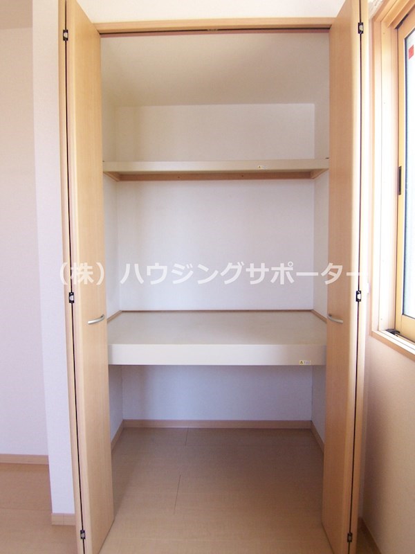 サンロイヤルパレスNK　Ⅰ 収納