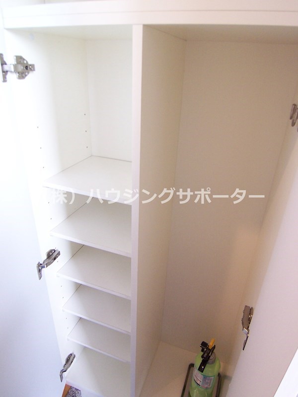 リヴェールハウス八王子 玄関