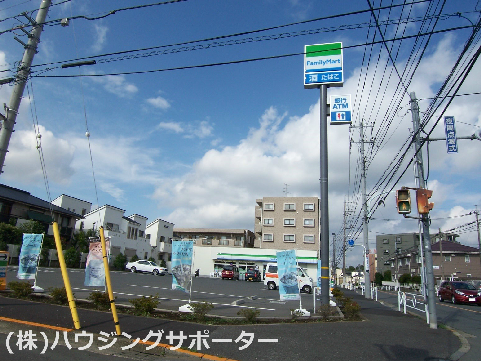 ヴィラ　サンライズ コンビ二