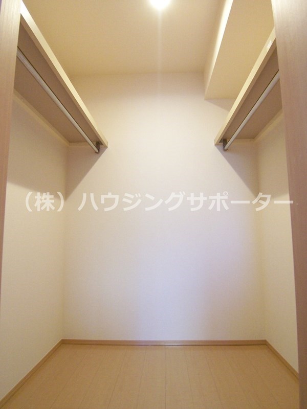 サンモールめじろ台 収納