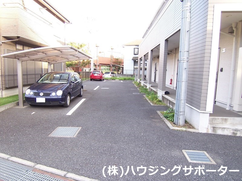 パルティール 駐車場