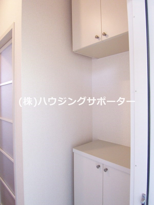 サントゥールＢ 玄関