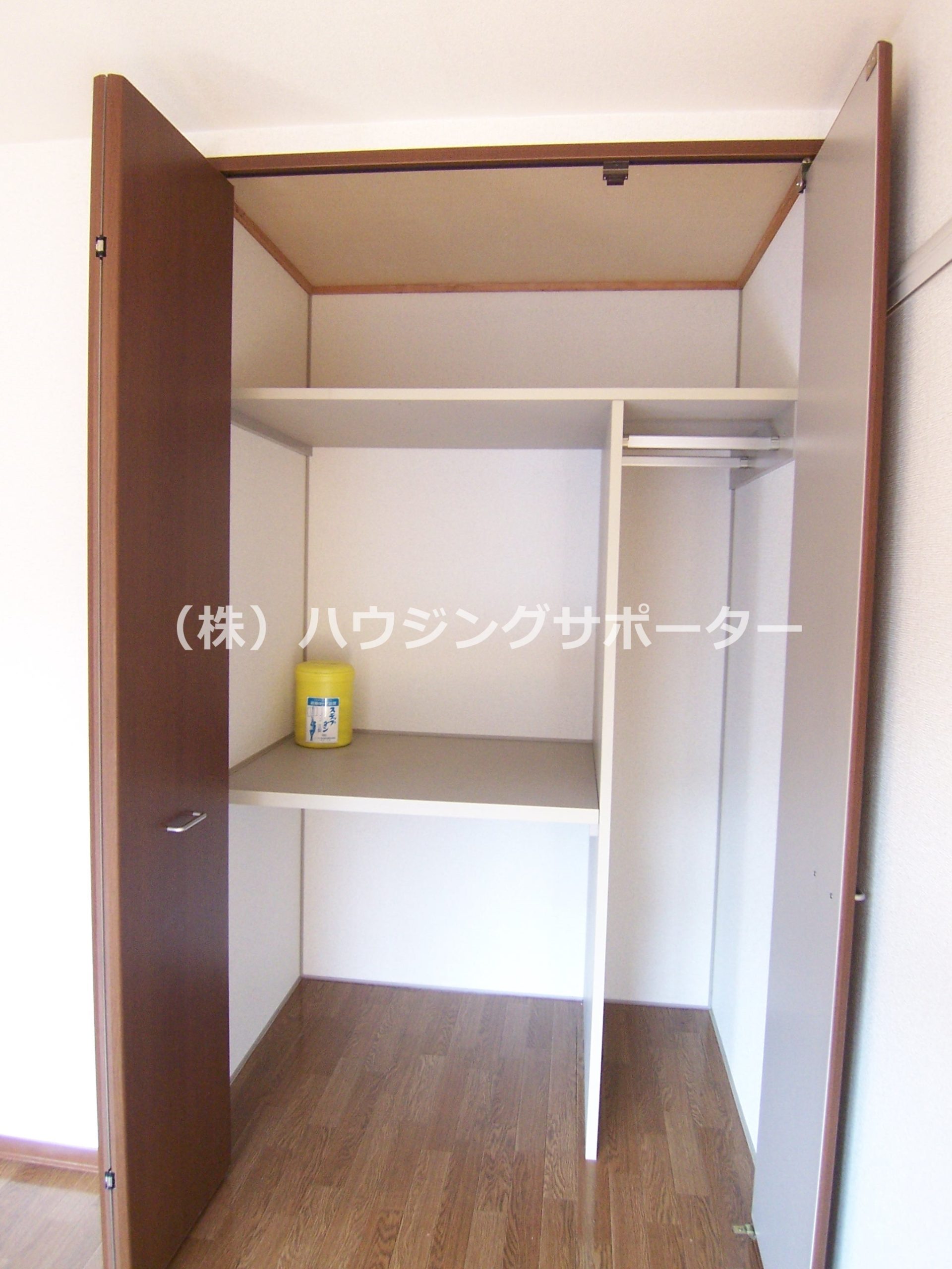 グランシードのぐち リビング横洋室収納