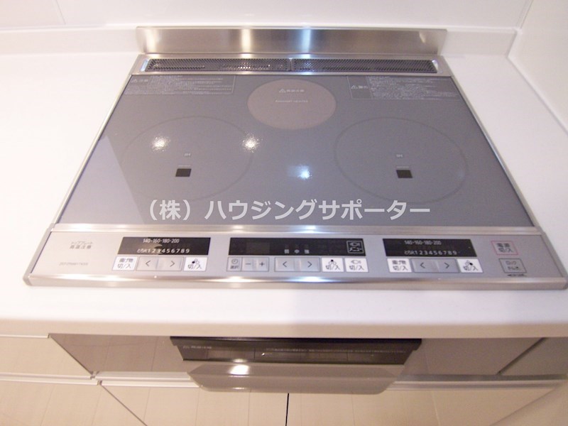 サウダージ元横山 キッチン