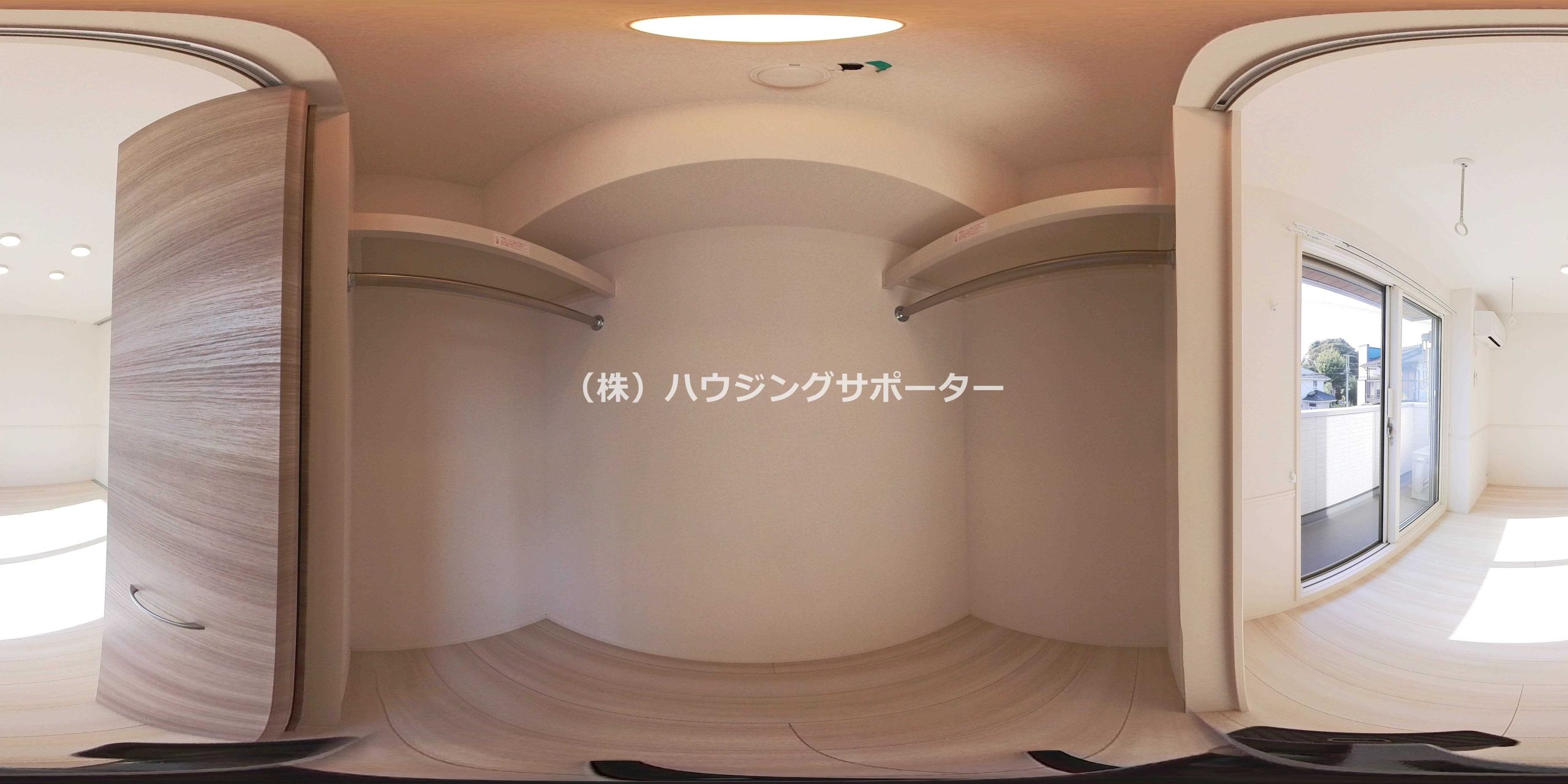 ５号室のパノラマ画像です（１号室は方角、左右反転）※写真は205