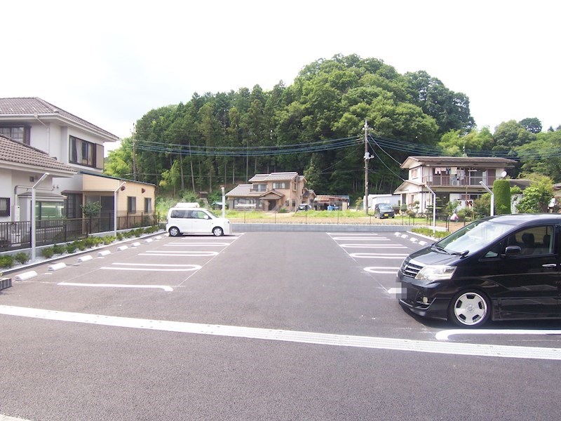 フラン　メゾン 駐車場