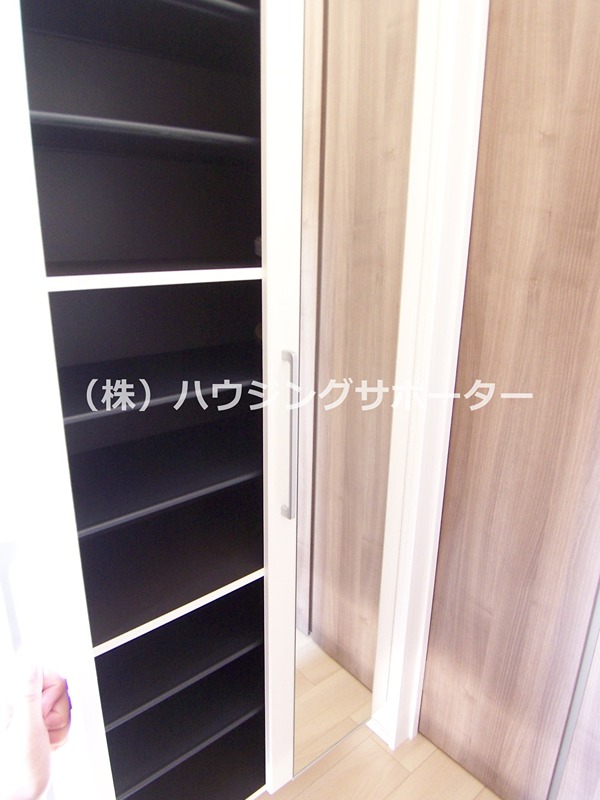 シルク　ヴィラ　Ⅰ 収納
