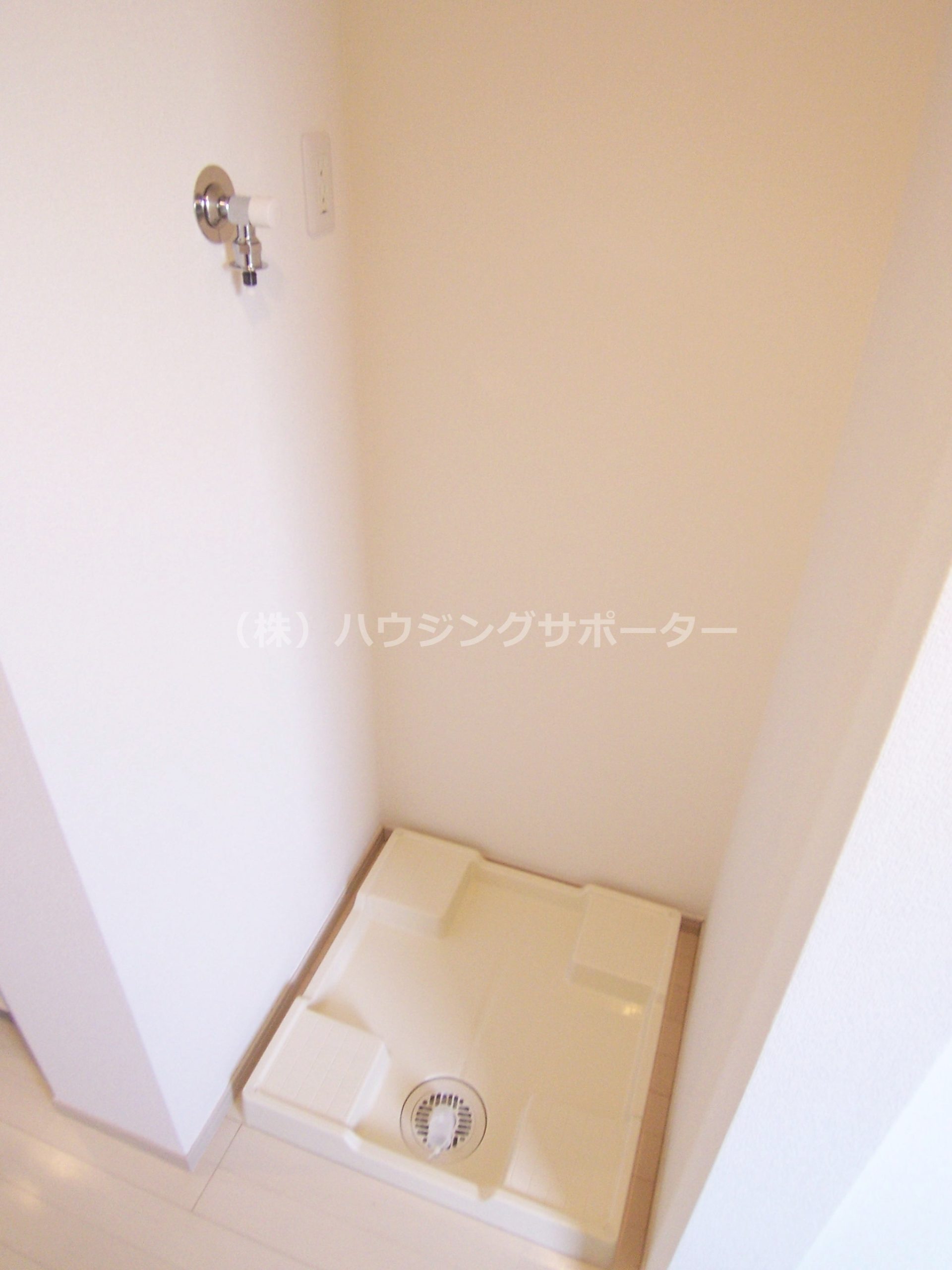 クオリアハイム千人町 洗濯機置き場