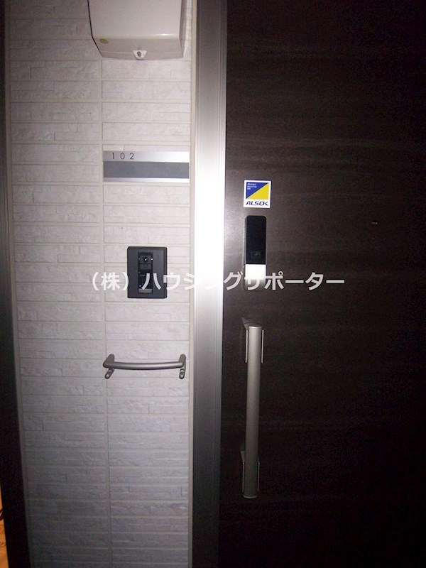 Ｄスクエア元本郷 玄関