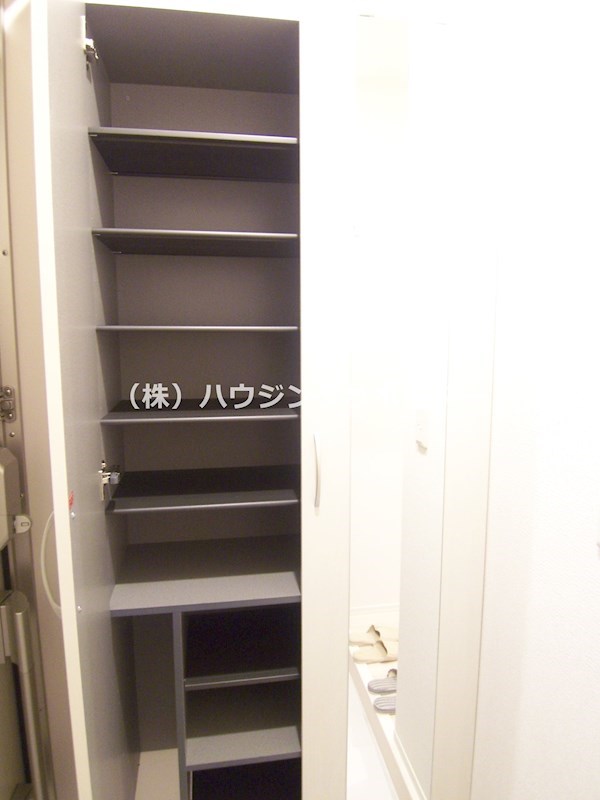 Ｄスクエア元本郷 収納
