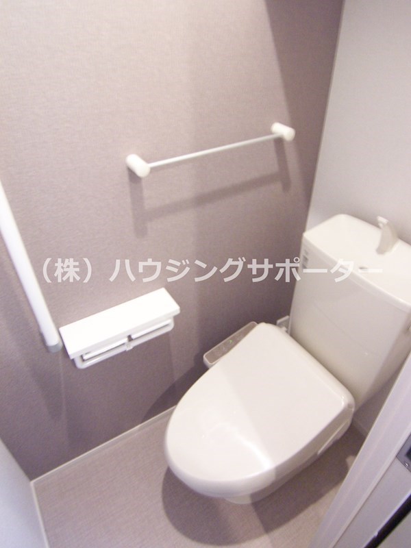 プラシード　カメリア トイレ