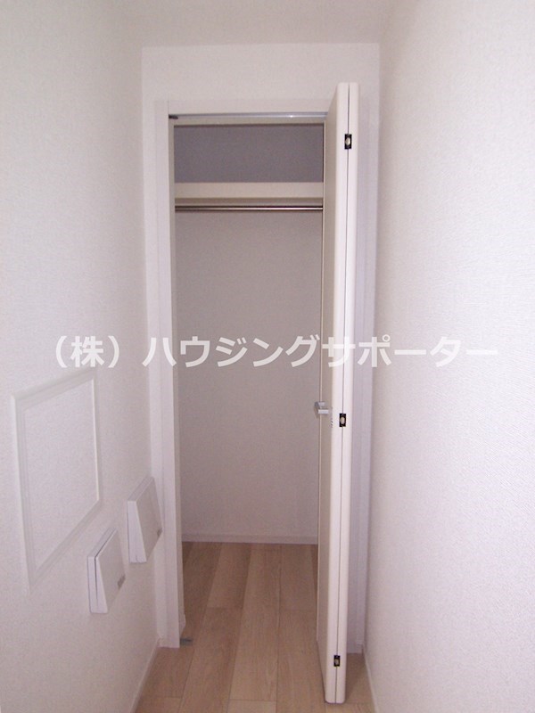 プラシード　カメリア 収納