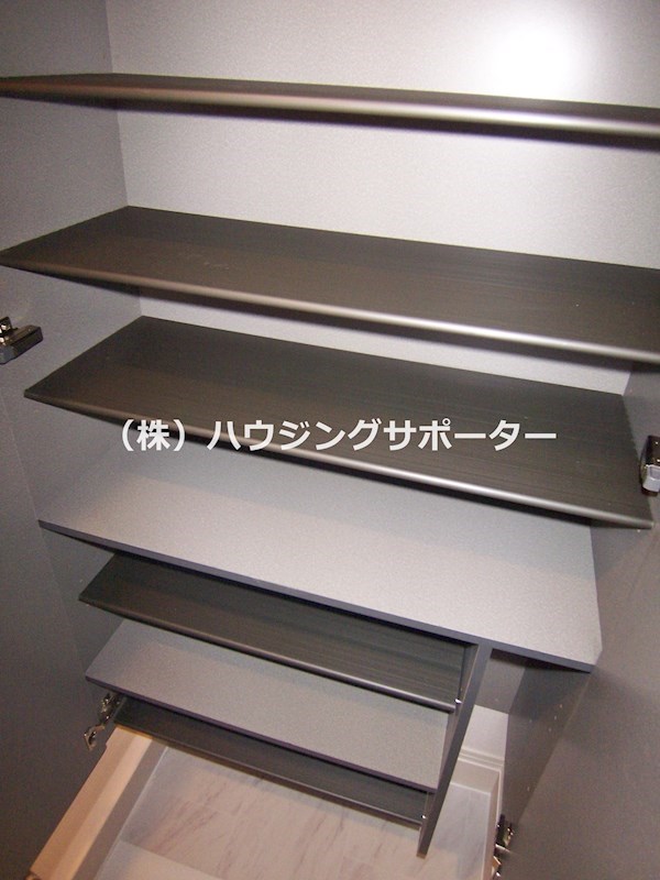 Dフラット台町 収納