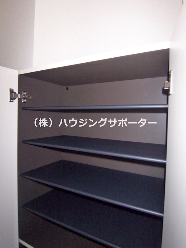 エクセレント　フィオーレA 収納