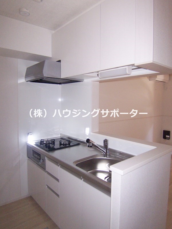 エクセレント　フィオーレA キッチン