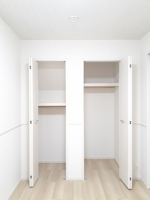 エクセレント　フィオーレA 収納