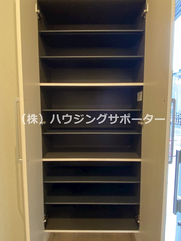 カーサ・エスカリエ 収納