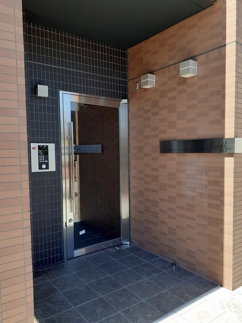 ソレイユ エントランス
