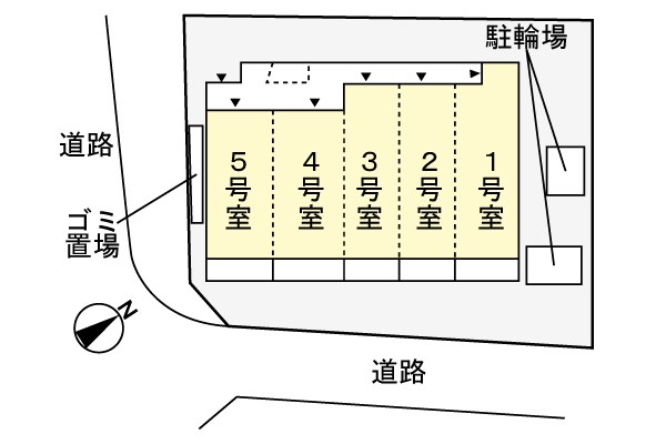 ヴィラ　エクセレーナ 図面の左側が北野街道です